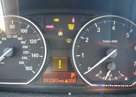 2011 BMW 128 I из США, поврежденный, VIN WBAUL7C58BVM81174